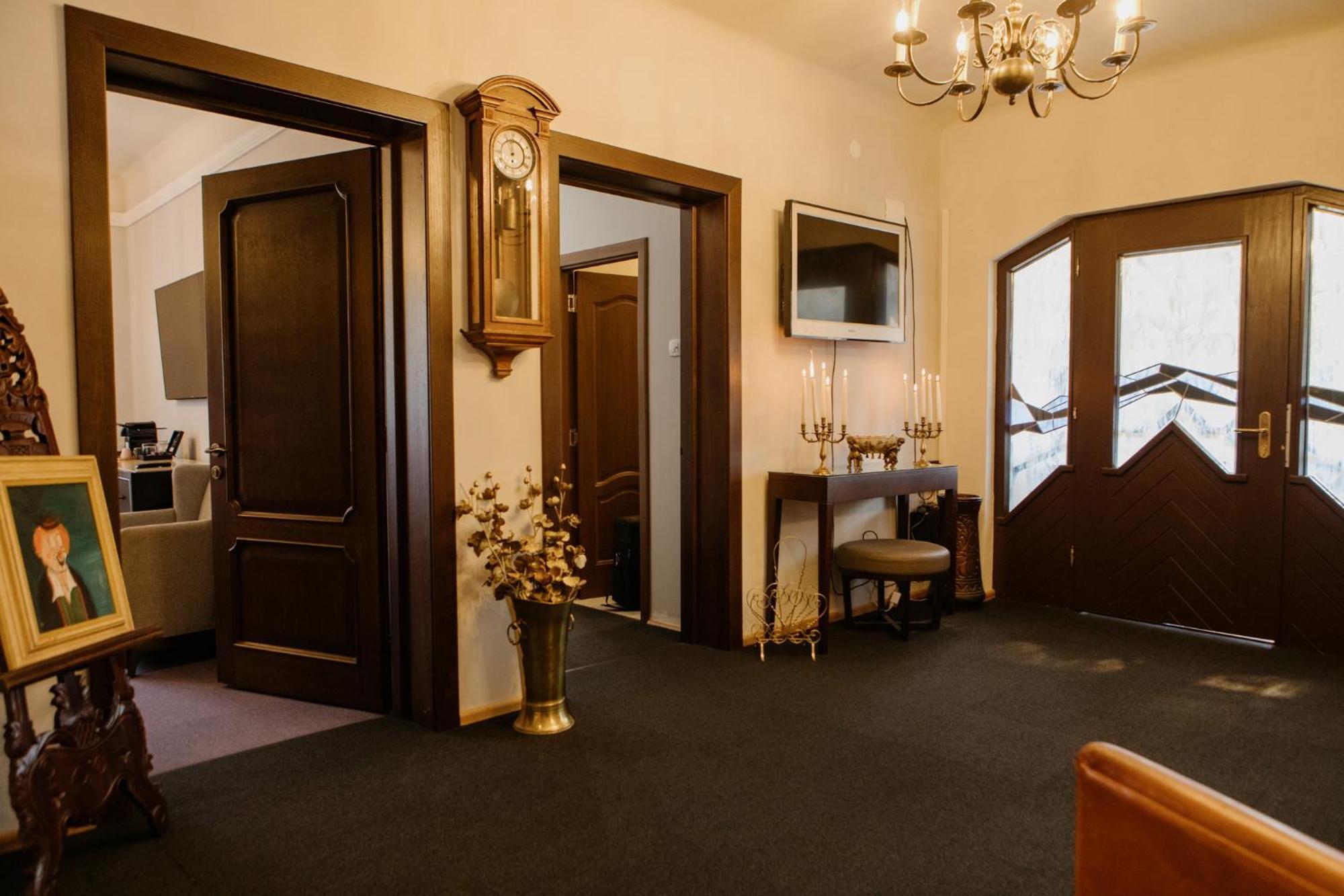 Excelsior Inn Турда Екстер'єр фото
