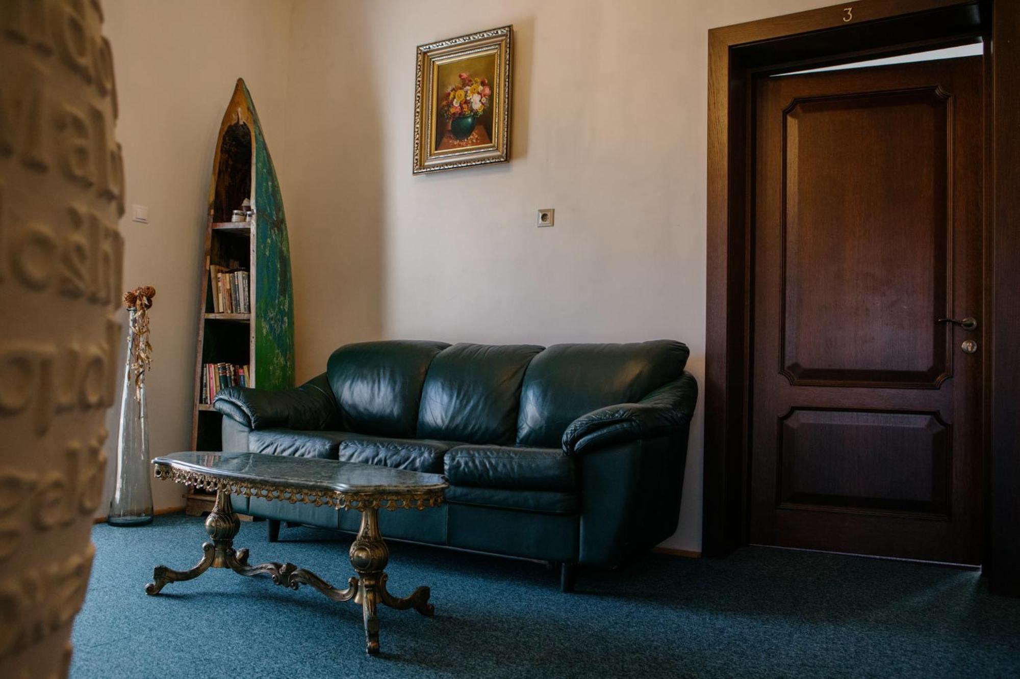 Excelsior Inn Турда Екстер'єр фото